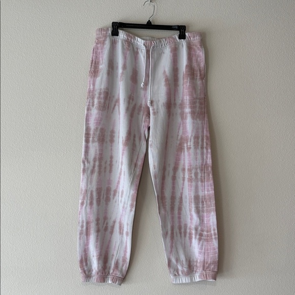 Aeropostale Pants - Aeropostale white and light pink sweatpants